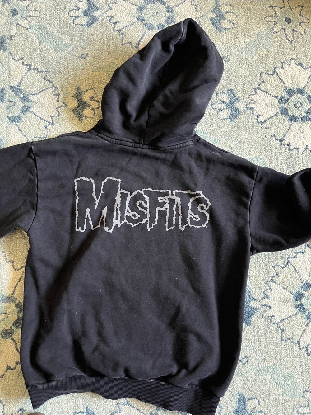 Affliction Black Graphic Skull Cross Hoodie Sweatshirt - Picture 3 of 7